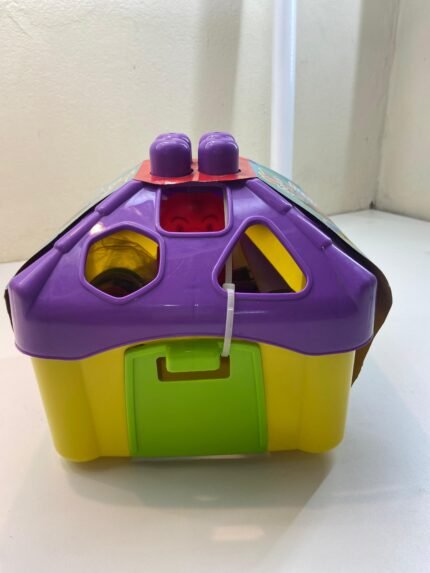Casinha Educativa de Atividades Roxa/Amarela Dismat